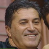 بيسييرو يحضر مباراة الأهلي والطيران لمشاهدة الجماهير